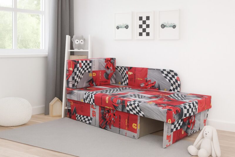 Sofa dziecięca Kubuś w czerwone wyścigówki dla chłopca